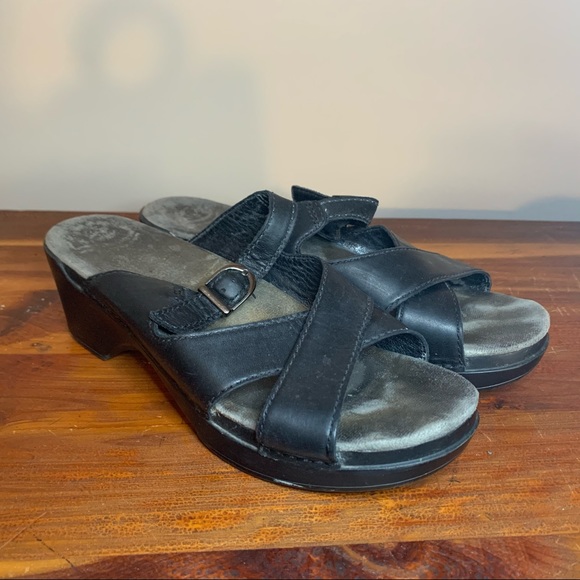 Dansko Shoes - Dansko Sela Slide Mule Black Leather Wedge Sandals